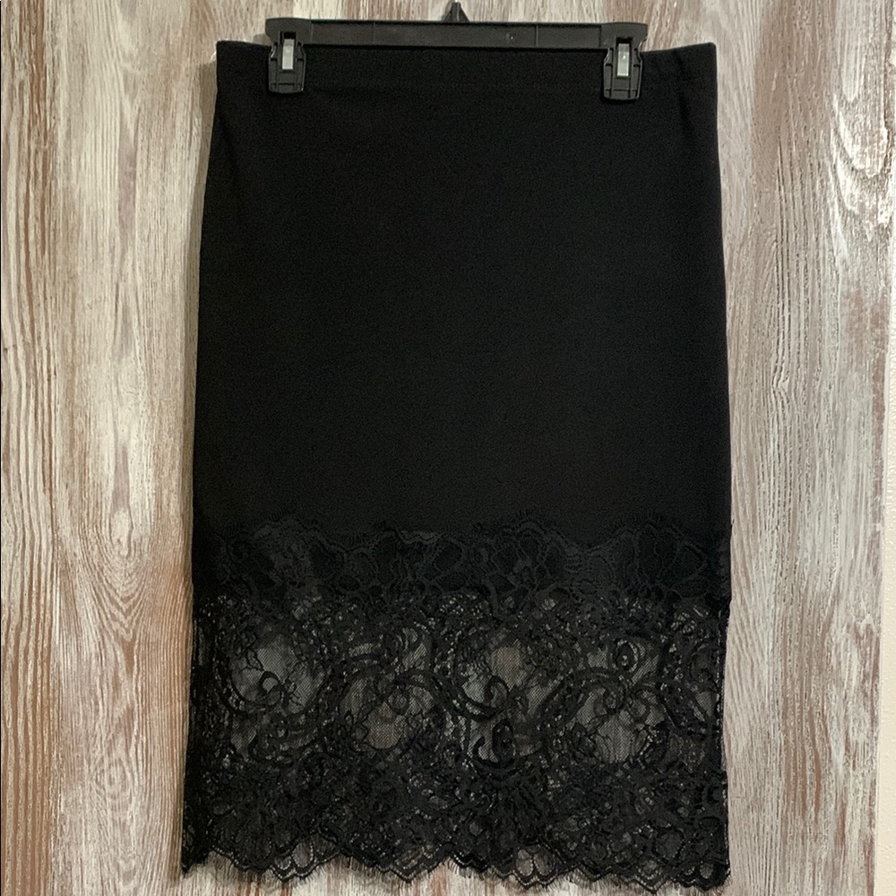 Elegant Black Lace Trim Skirt
